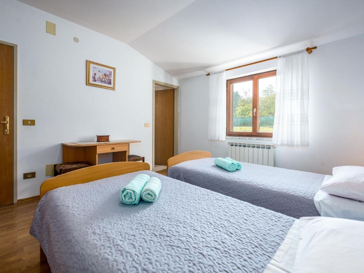 Holiday Home Hacienda - PZN316 Tinjan Dış mekan fotoğraf