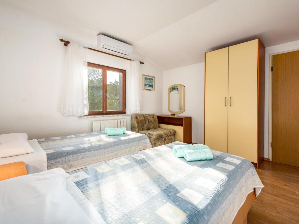 Holiday Home Hacienda - PZN316 Tinjan Dış mekan fotoğraf